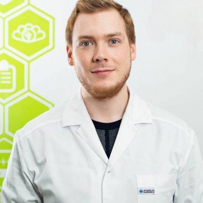 Владимир Мартынов